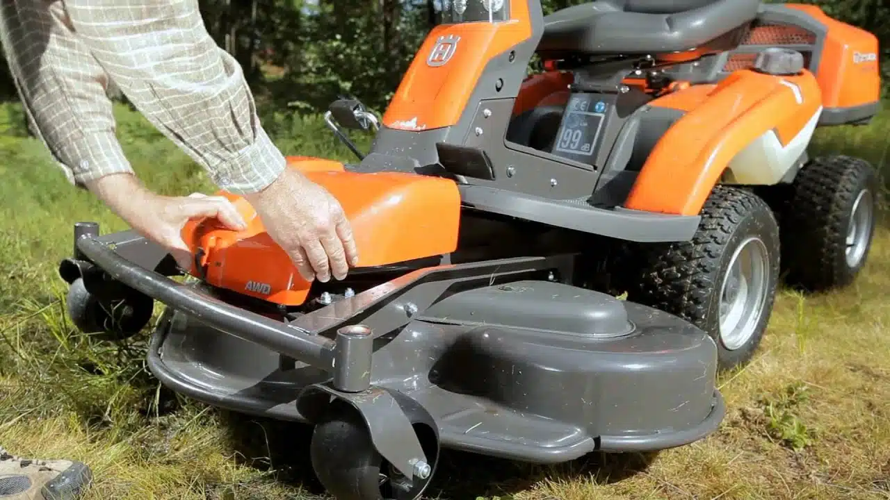 Comment entretenir votre rider Husqvarna pour éviter des pannes et des remplacements de pièces coûteux