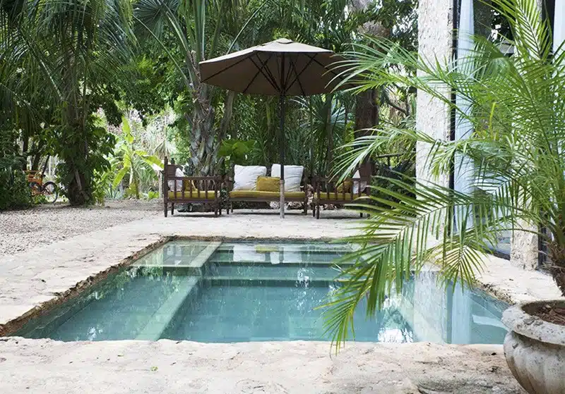 Les avantages des mini piscines pour les petits espaces