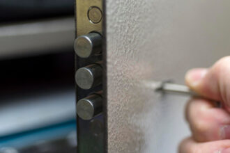 Armoire forte pour usage domestique : protéger vos biens précieux au quotidien