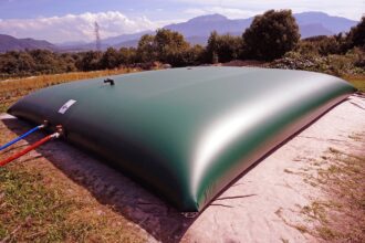 Citerne souple de stockage d'eau pour l'agriculture durable