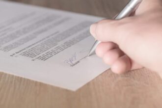 Contrat de compromis et promesse de vente immobilière