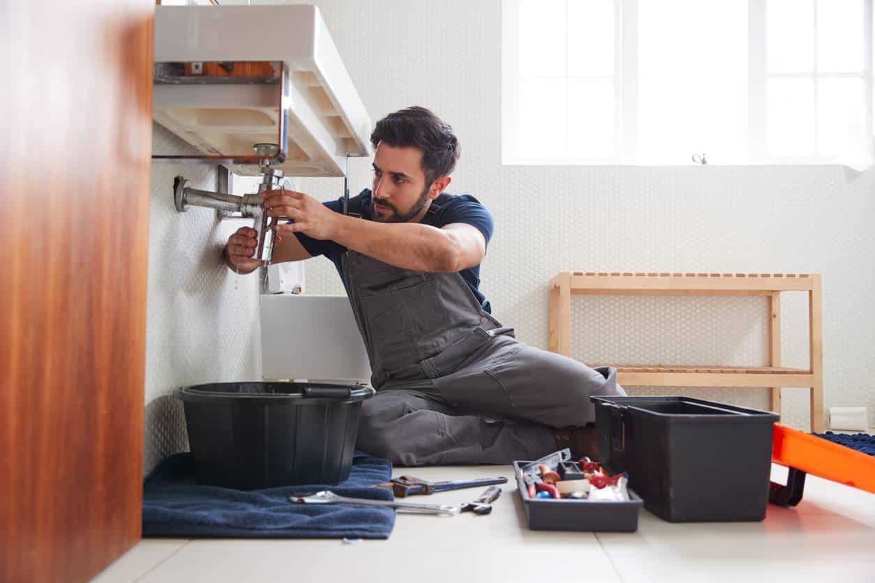 fuite d'eau plombier professionnel