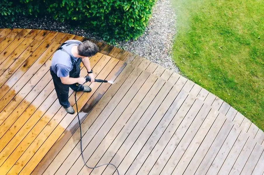 Nettoyer la terrasse