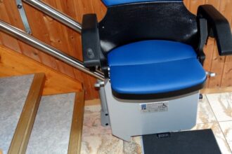 Pourquoi installer un ascenseur escalier ?